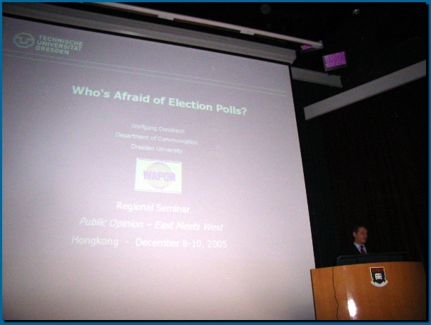 602x451 pixels (90K)